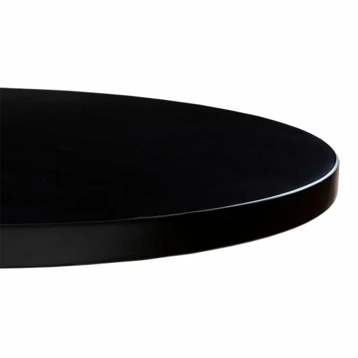 round_closeup_rafaelblack_chairforce
